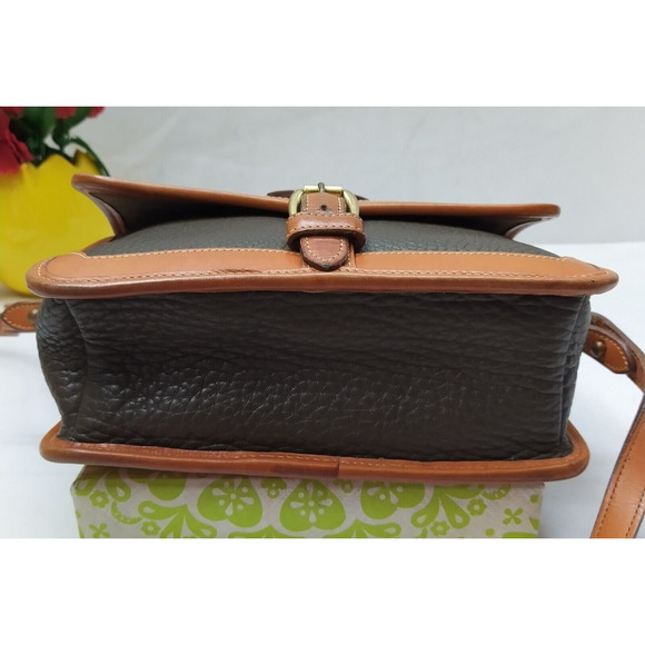 Dooney & Bourke Green Pebbled Leather Buckler Crossbody Bag -Vintage Made in USA - Picture 7 of 15